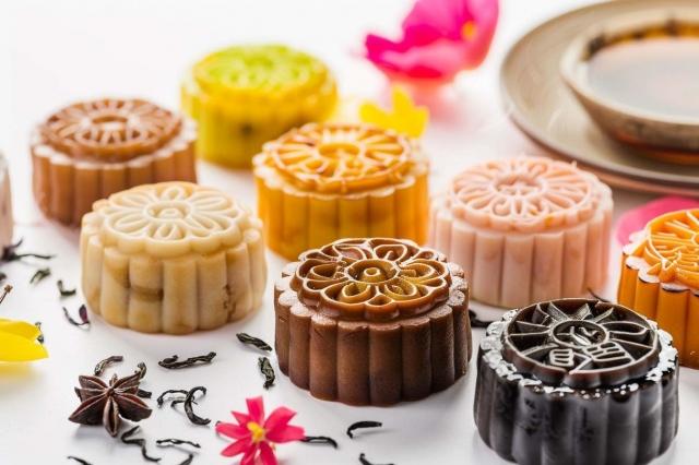 Behind the Scenes: How Our Mooncakes Are Made